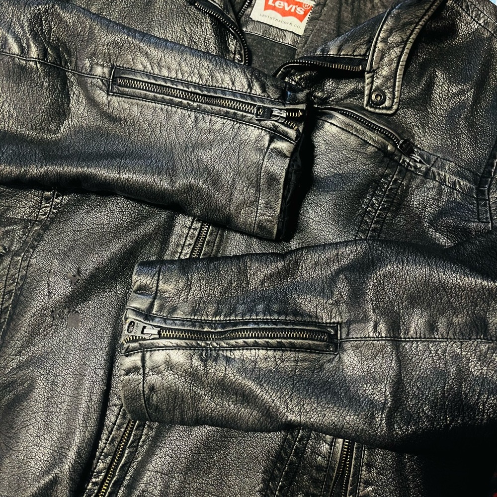 Levi's Hooded Faux Leather Black Jacket sz XL - Picture 5 of 11